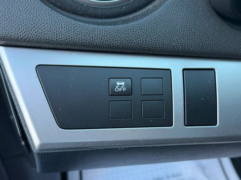 Used 2012 MAZDA MAZDA3 i Touring image 27