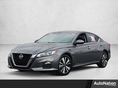 Used 2022 Nissan Altima 2.5 SV