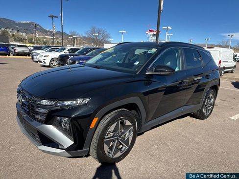 Certified 2025 Hyundai Tucson SEL image 3