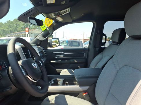 New 2026 RAM 1500 Big Horn AWD/4WD image 5