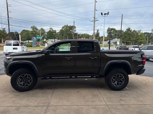 Certified 2025 Chevrolet Colorado ZR2 w/ Technology Package image 6
