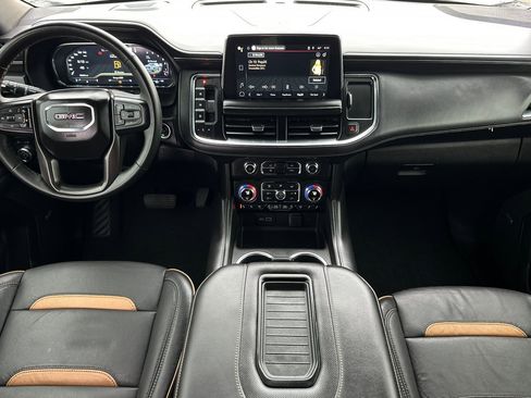 Used 2024 GMC Yukon AT4 image 13
