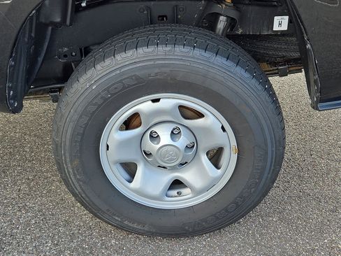 Certified 2023 Toyota Tacoma SR image 31