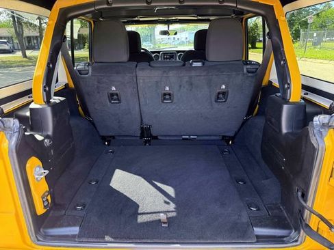 Certified 2020 Jeep Wrangler Unlimited Sport S AWD/4WD image 11