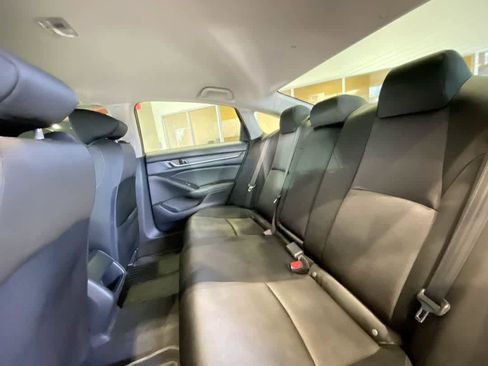 Used 2020 Honda Accord LX image 23
