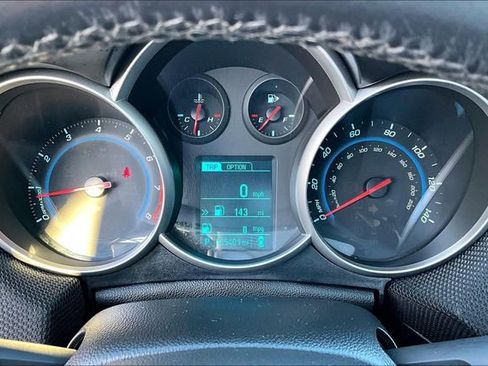 Used 2014 Chevrolet Cruze LT image 12