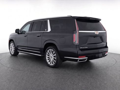Used 2024 Cadillac Escalade ESV Premium Luxury AWD/4WD image 3