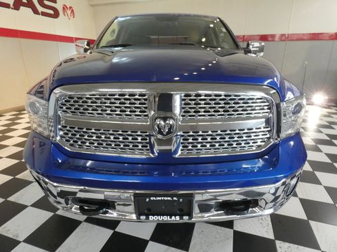 Used 2017 RAM 1500 Laramie w/ Convenience Group AWD/4WD image 2