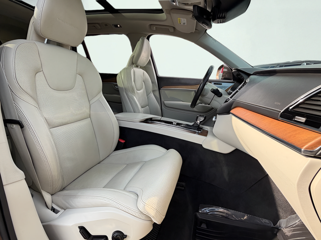 Used 2017 Volvo XC90 T6 Inscription w/ Vision Package AWD/4WD image 43