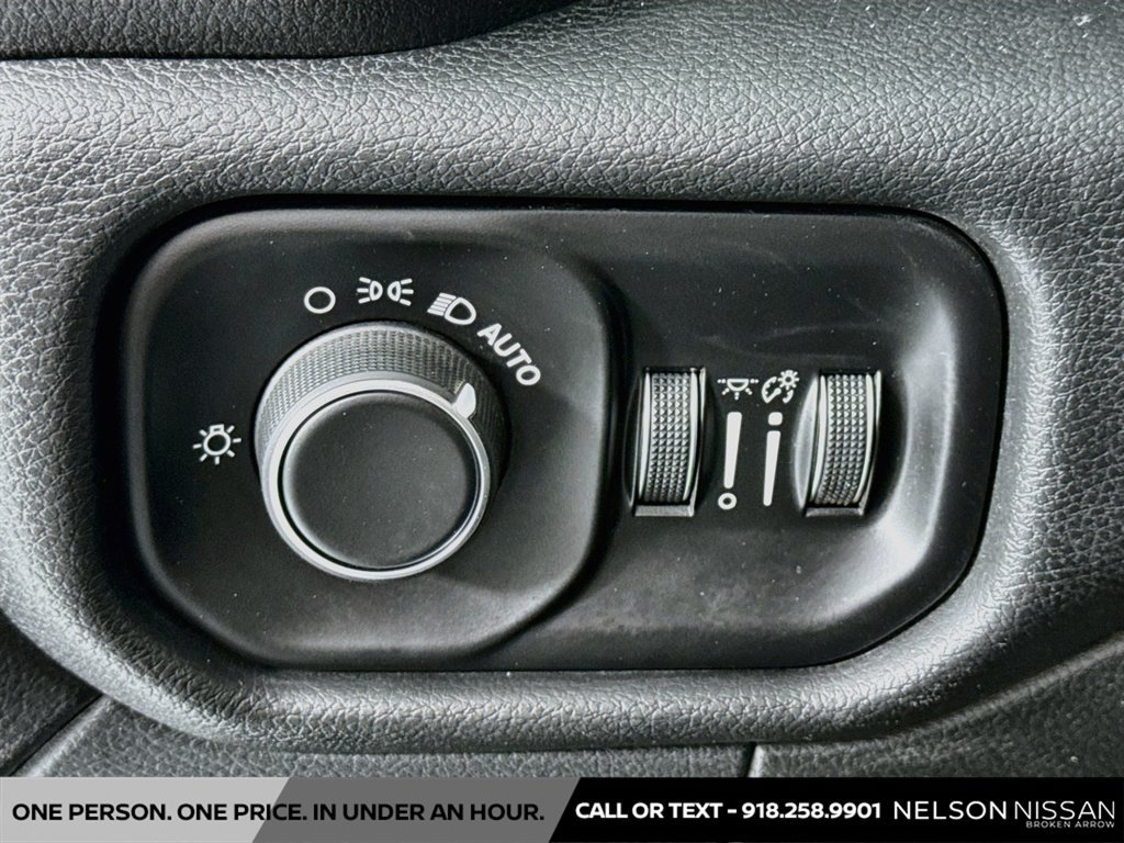 Used 2019 RAM 3500 Tradesman RWD image 10