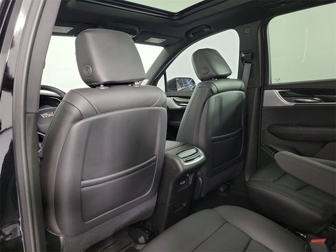Certified 2024 Cadillac XT6 Premium Luxury w/ Technology Package image 13