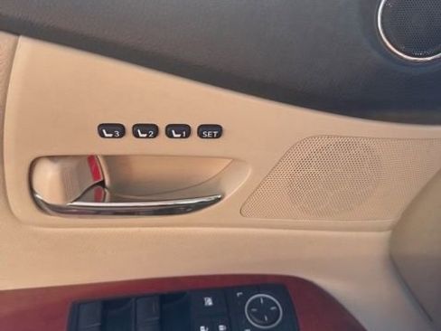 Used 2010 Lexus RX 350 2WD image 13