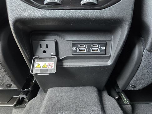 New 2026 Jeep Grand Cherokee L 2WD image 28