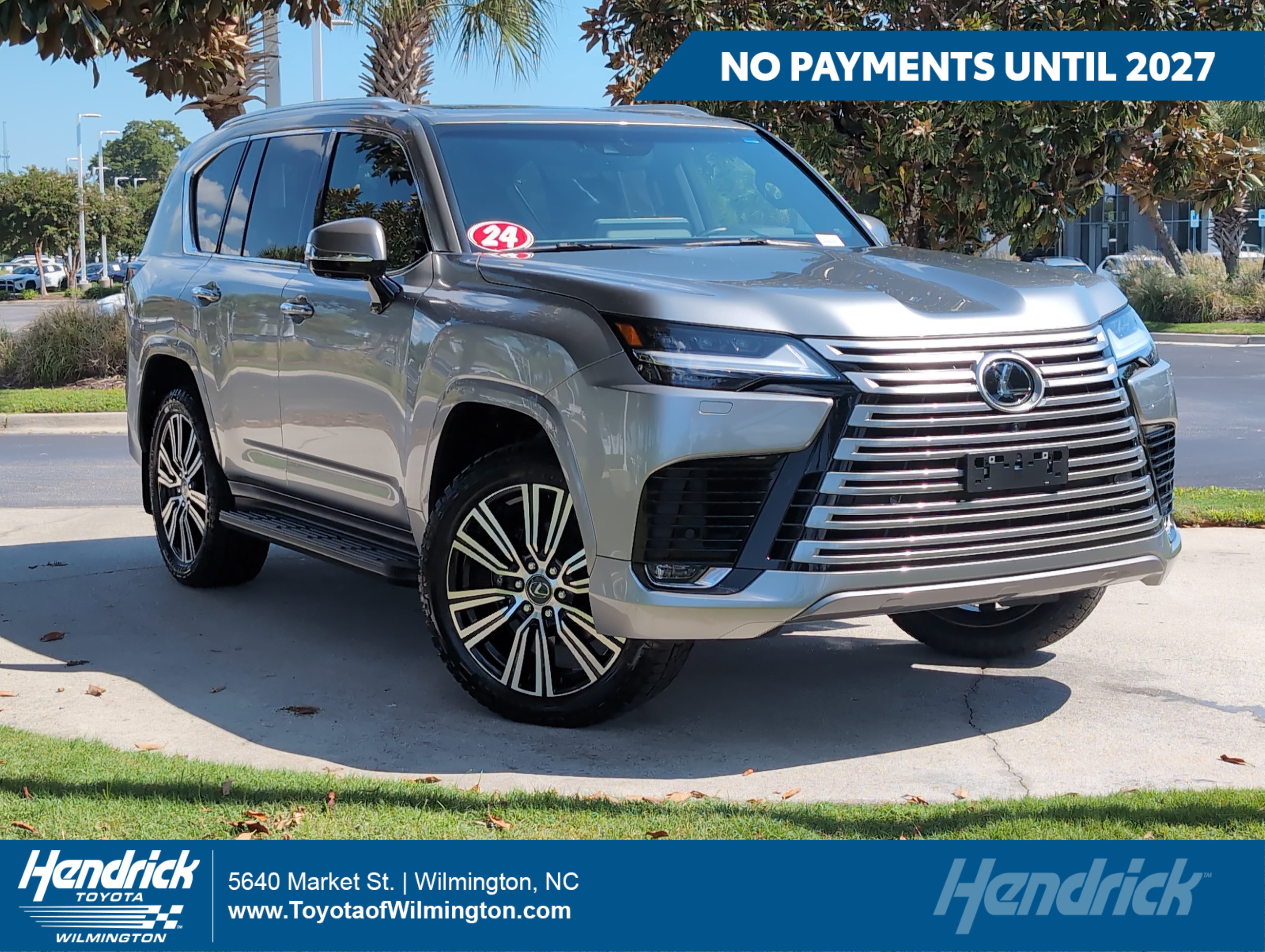 Used 2024 Lexus LX 600 4WD w/ Luxury Package image 1