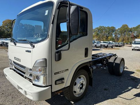 New 2026 Isuzu NPR RWD image 3
