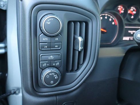 New 2026 Chevrolet Silverado 1500 W/T w/ Z71 Off-Road Package image 9