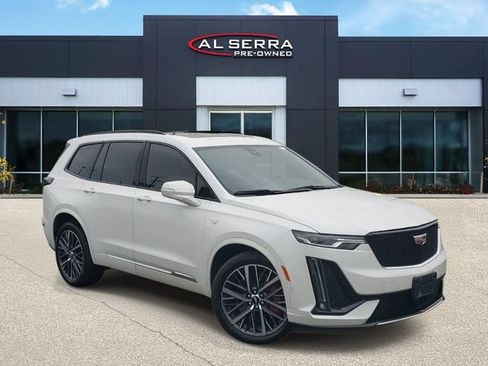 Certified 2022 Cadillac XT6 Sport w/ Technology Package AWD/4WD image 1