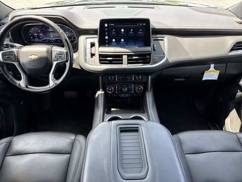 Used 2022 Chevrolet Tahoe LT w/ Luxury Package AWD/4WD image 30