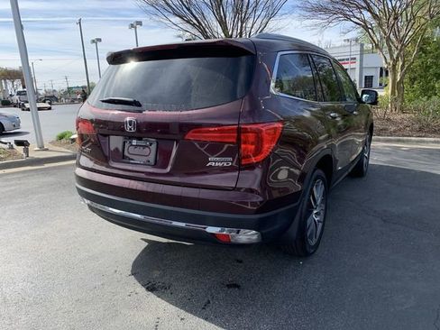 Used 2017 Honda Pilot Touring image 8