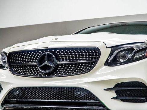 Used 2018 Mercedes-Benz E 400 4MATIC Coupe w/ Premium 2 Package image 2