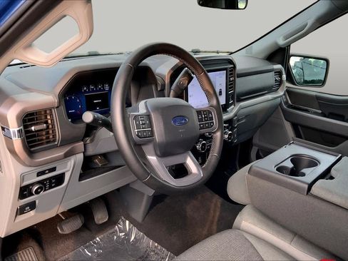 Used 2025 Ford F150 XLT w/ Equipment Group 301A Standard AWD/4WD image 17