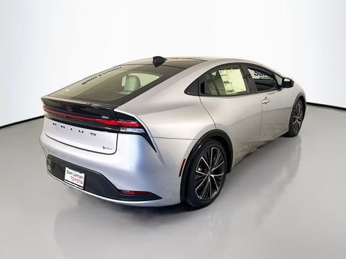 New 2026 Toyota Prius XLE FWD image 7