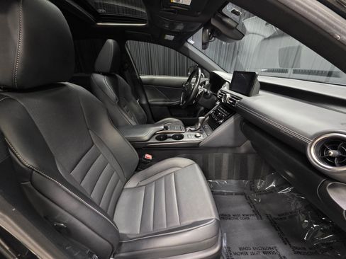 Used 2022 Lexus IS 350 F Sport RWD image 31