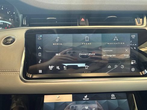 Used 2021 Land Rover Range Rover Evoque SE AWD/4WD image 22