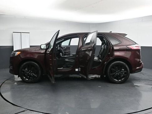 Certified 2024 Ford Edge ST-Line AWD/4WD image 40