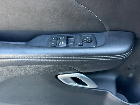 Used 2018 Dodge Challenger SXT Plus RWD image 11
