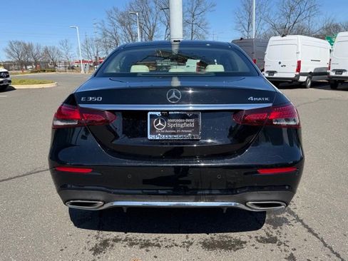 Used 2021 Mercedes-Benz E 350 4MATIC Sedan image 5