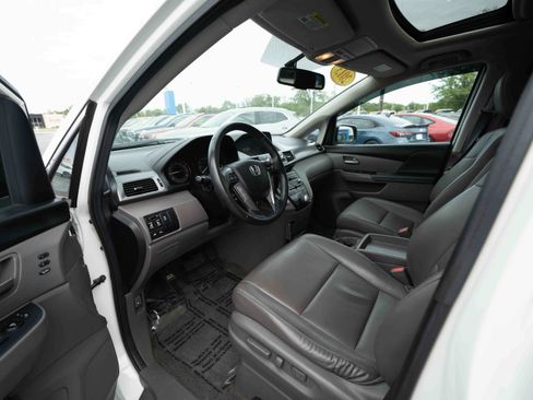 Used 2013 Honda Odyssey Touring image 8