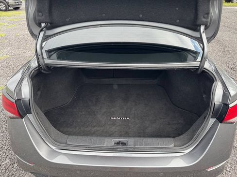 Used 2025 Nissan Sentra S FWD image 38