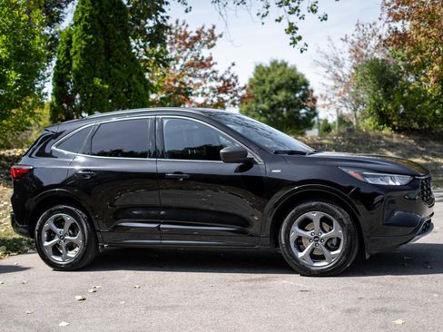 Used 2023 Ford Escape ST-Line w/ Tech Pack #1 image 4
