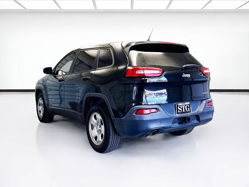 Used 2017 Jeep Cherokee Sport w/ Trailer Tow Group image 6