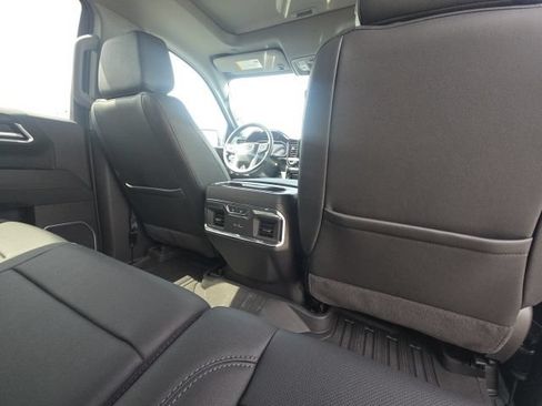 Used 2025 GMC Sierra 1500 SLT w/ SLT Premium Package AWD/4WD image 19