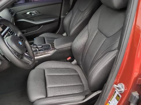 Used 2021 BMW 330i Sedan image 9