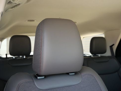 New 2026 Ford Explorer Active w/ Active Comfort Package AWD/4WD image 20