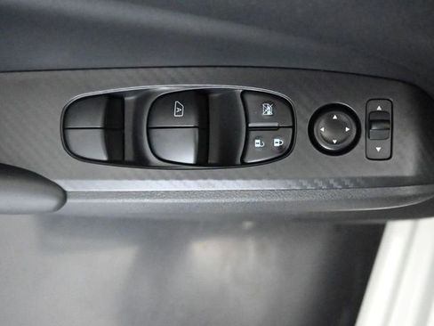 Used 2025 Nissan Altima 2.5 S image 19