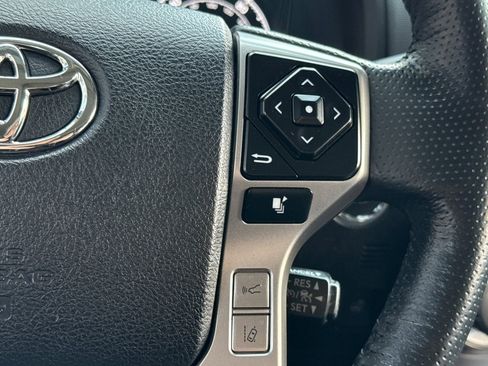 Used 2023 Toyota 4Runner SR5 Premium image 30