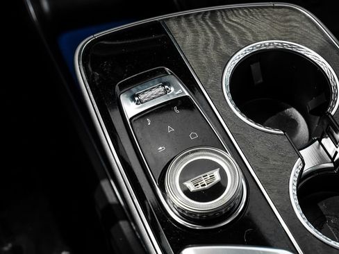 Used 2023 Cadillac Lyriq AWD image 24