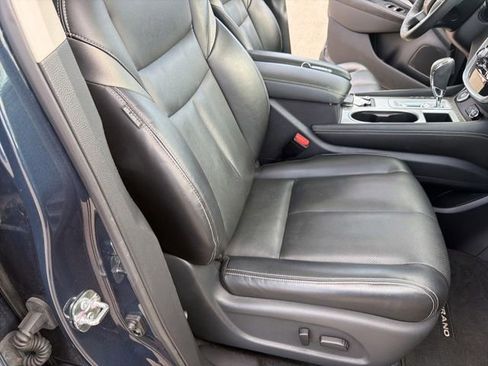 Used 2018 Nissan Murano S AWD/4WD image 2