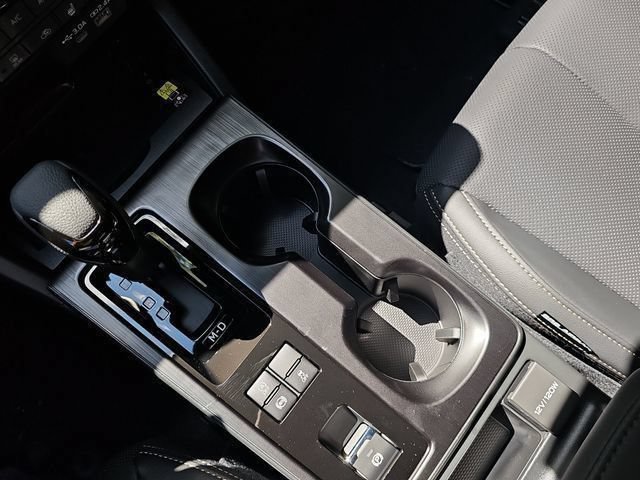 New 2026 Subaru Outback Limited AWD/4WD image 12