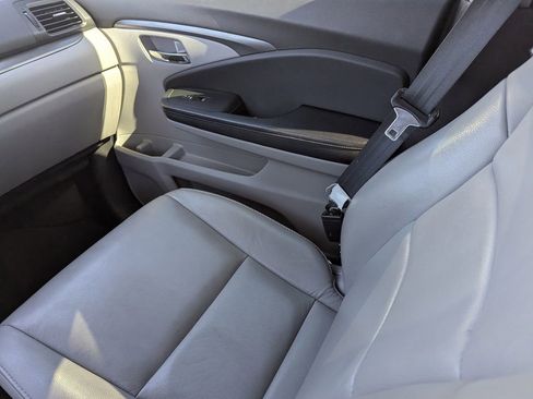 Used 2017 Honda Pilot EX-L image 14