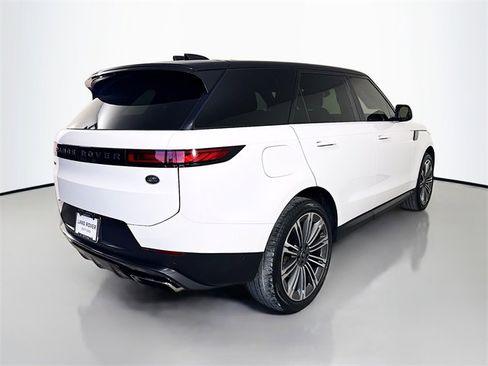 Certified 2023 Land Rover Range Rover Sport SE image 5