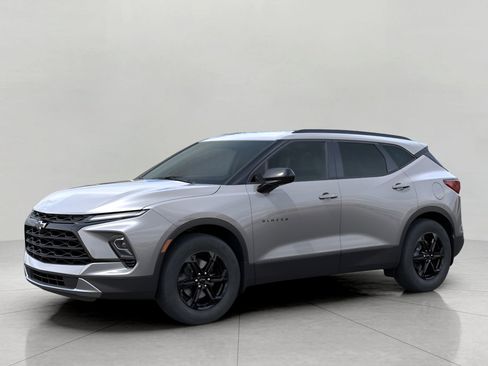 New 2026 Chevrolet Blazer LT image 2