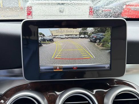 Used 2019 Mercedes-Benz GLC 300 image 25
