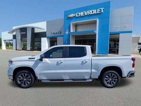New 2026 Chevrolet Silverado 1500 LT w/ Z71 Off-Road Package AWD/4WD image 8