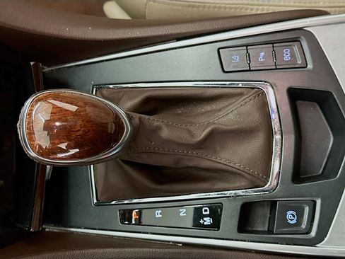 Used 2015 Cadillac SRX Luxury w/ Driver Awareness Package image 25