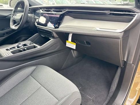 New 2026 Jeep Cherokee Laredo AWD/4WD image 15